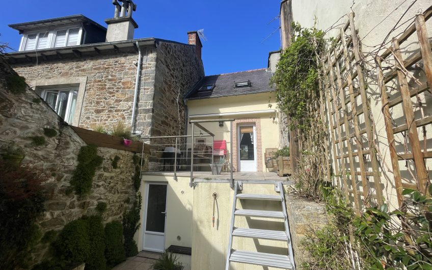 MAISON ATYPIQUE – PLERIN LE LEGUE