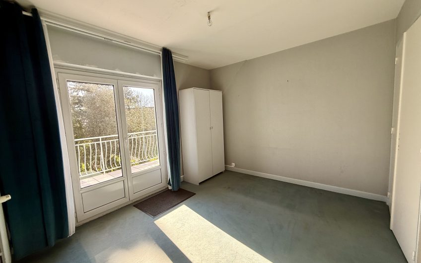 MAISON FAMILIALE – 10 PIECES – LANGUEUX