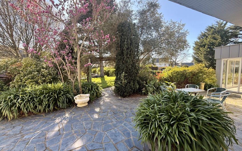 MAISON FAMILIALE – 10 PIECES – LANGUEUX